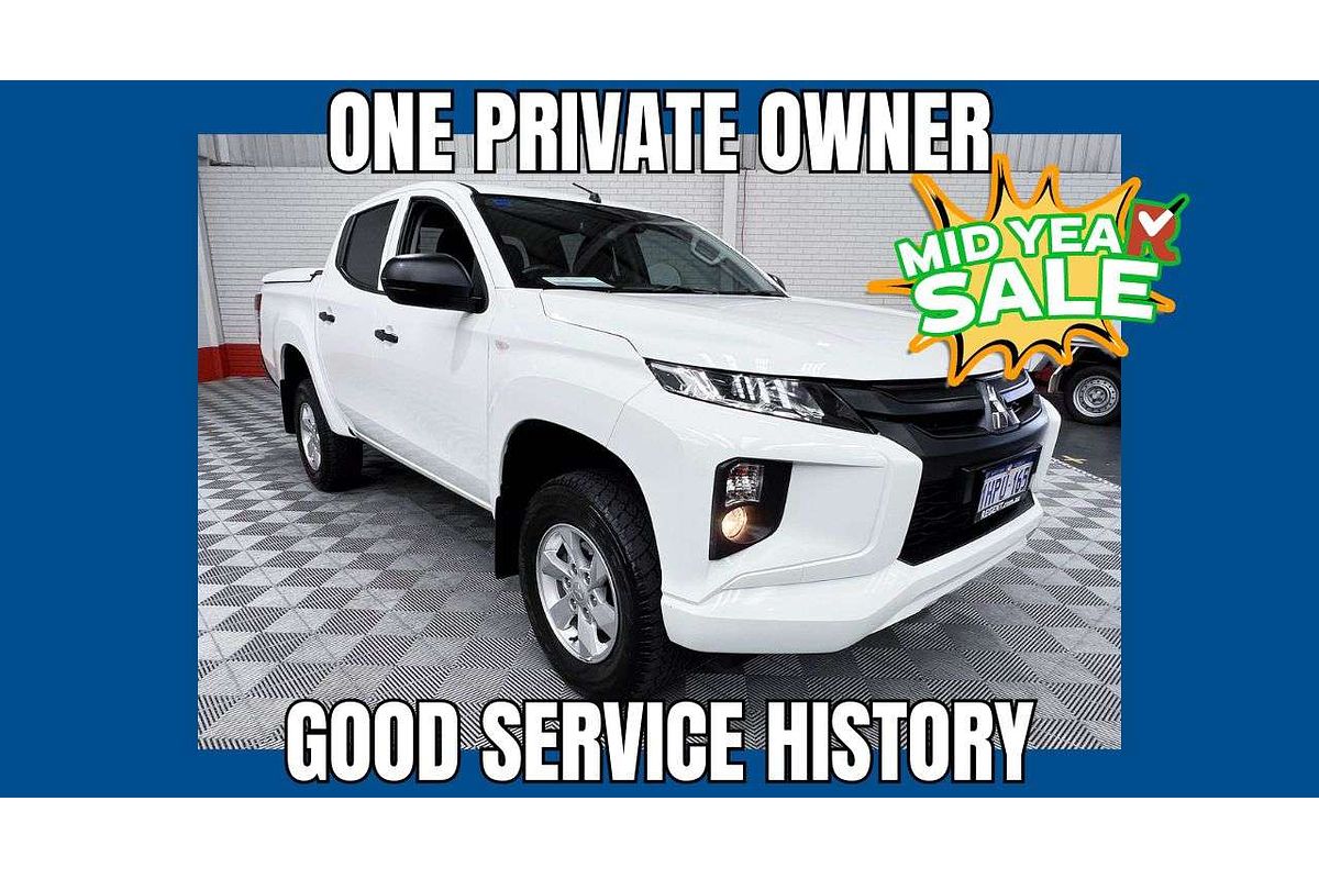 2022 Mitsubishi Triton GLX MR 4X4