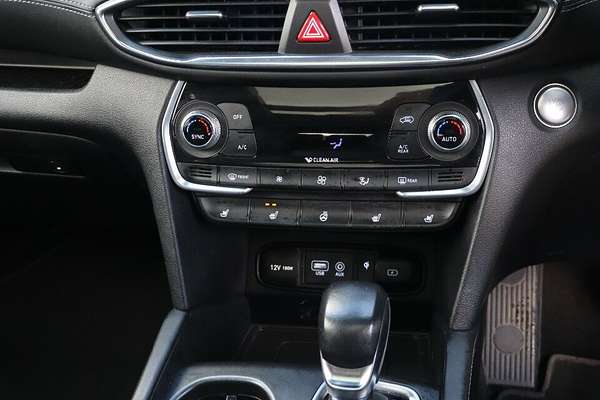 2018 Hyundai Santa Fe Highlander DM5 Series II