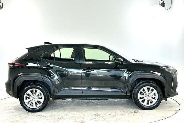 2023 Toyota Yaris Cross GX