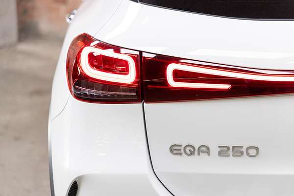 2023 Mercedes-Benz EQA EQA250 H243