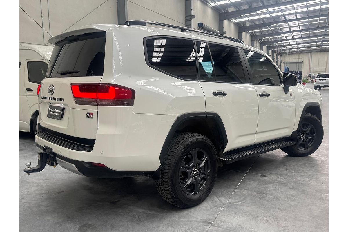 2022 Toyota Landcruiser GR Sport FJA300R