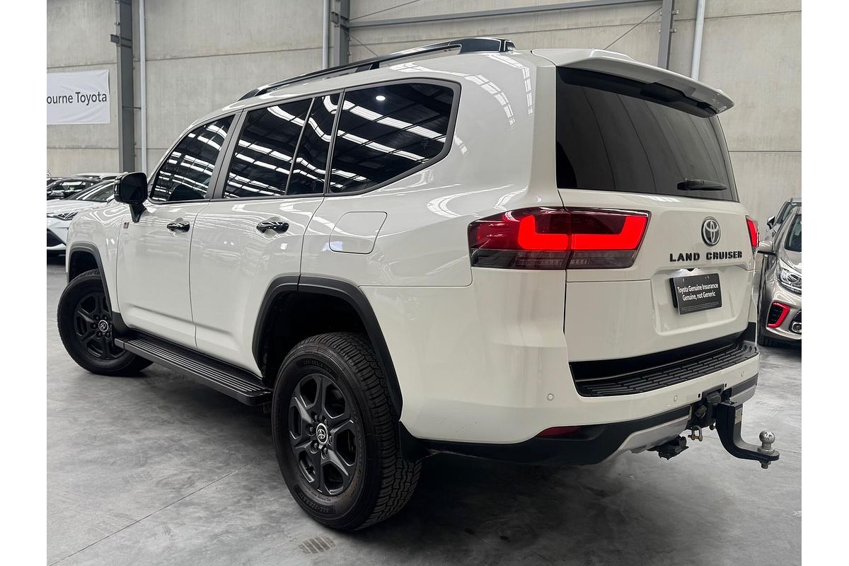 2022 Toyota Landcruiser GR Sport FJA300R