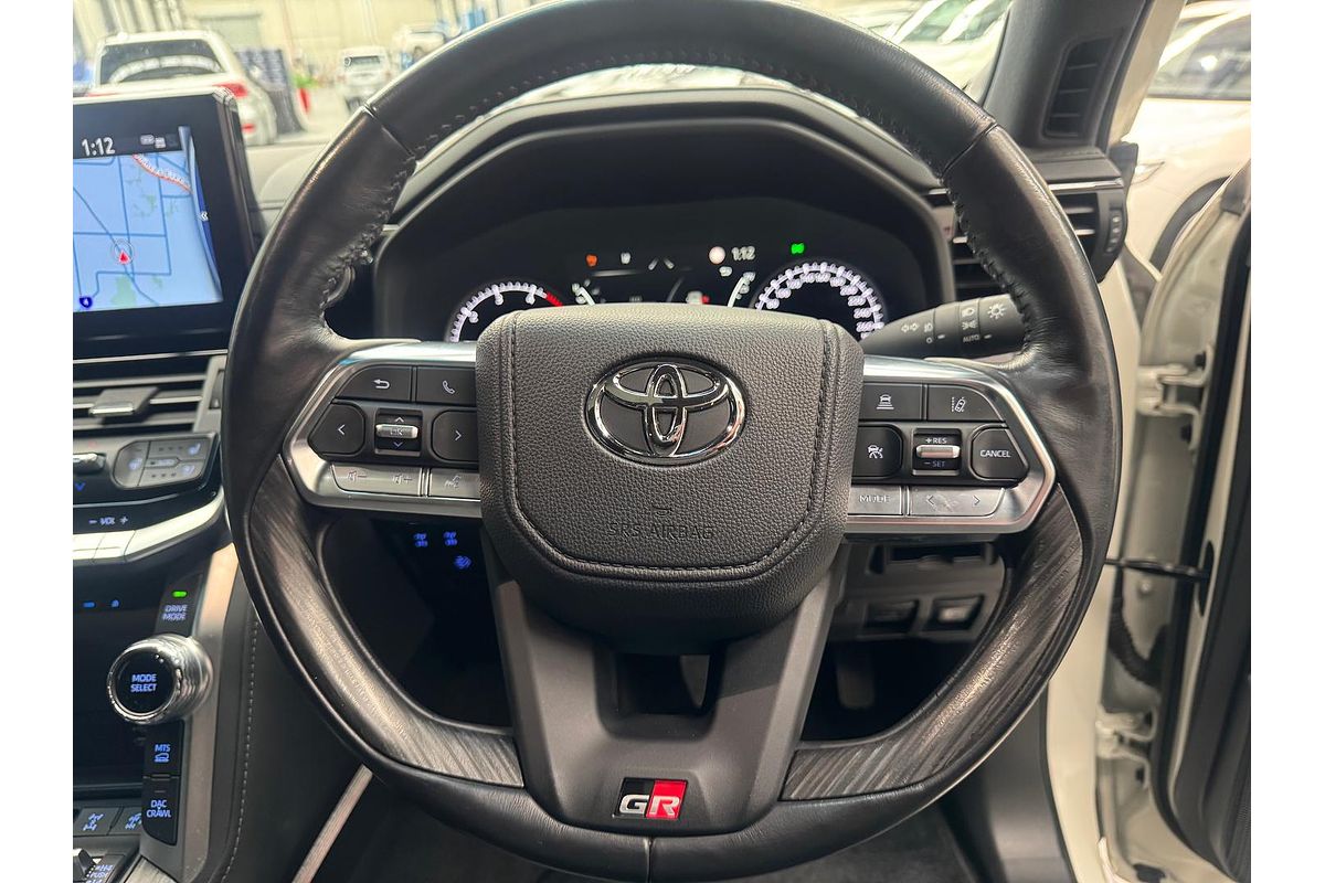 2022 Toyota Landcruiser GR Sport FJA300R
