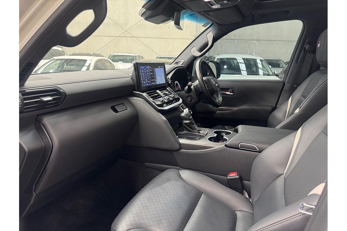 2022 Toyota Landcruiser GR Sport FJA300R