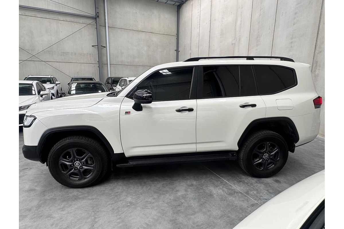 2022 Toyota Landcruiser GR Sport FJA300R