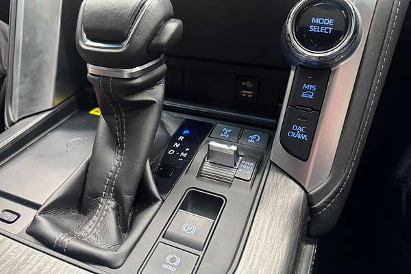 2022 Toyota Landcruiser GR Sport FJA300R