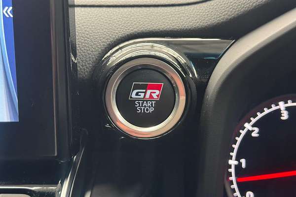 2022 Toyota Landcruiser GR Sport FJA300R