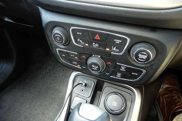 2020 Jeep Compass S-Limited M6