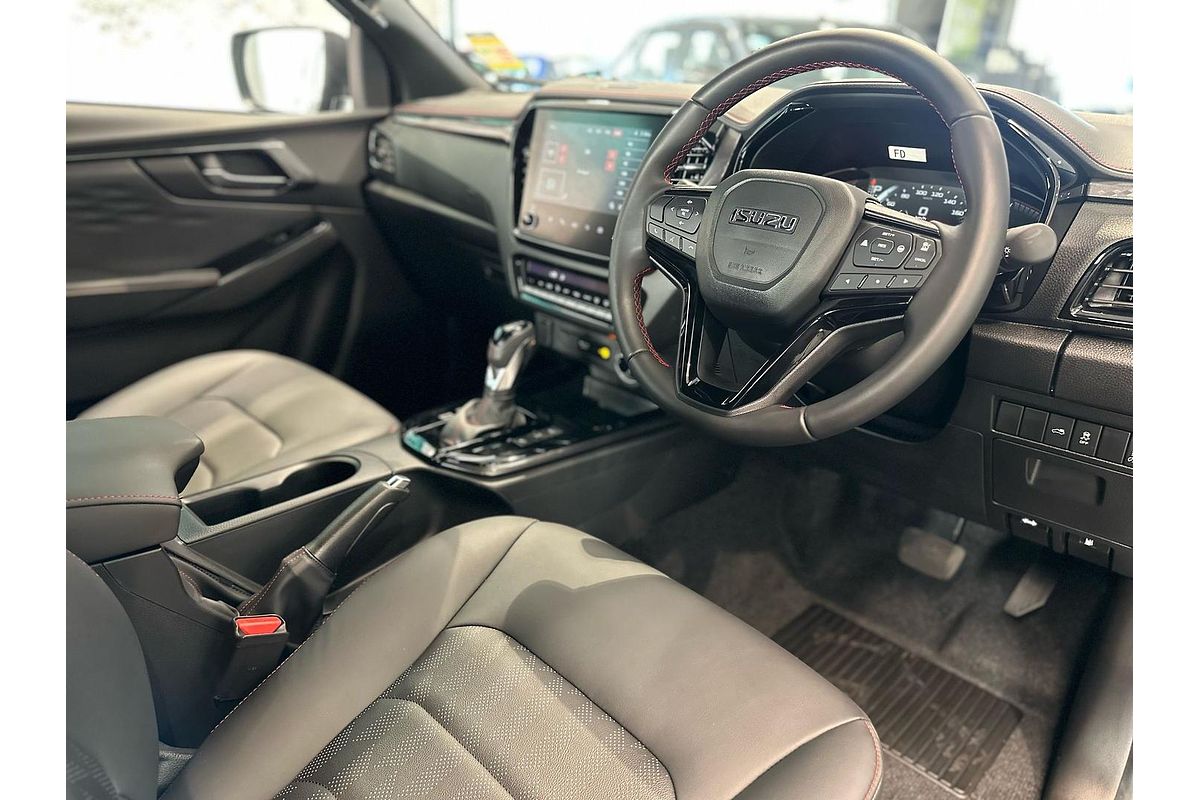 2025 Isuzu D-MAX X-TERRAIN 4X4