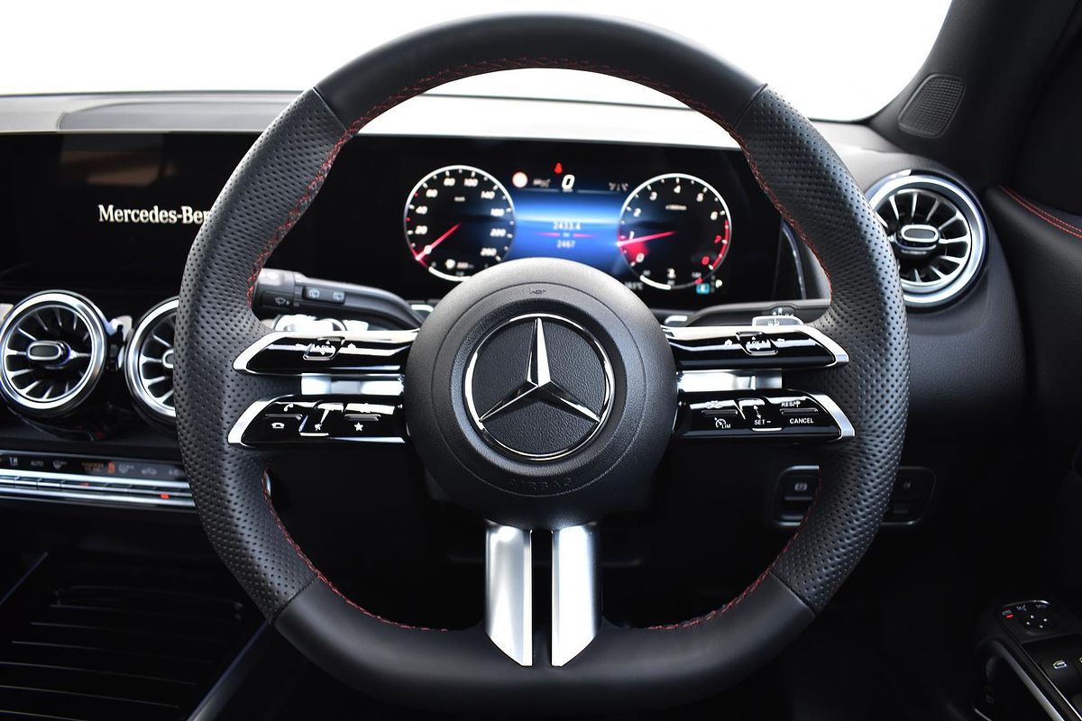 2024 Mercedes-Benz GLB-Class GLB200 X247