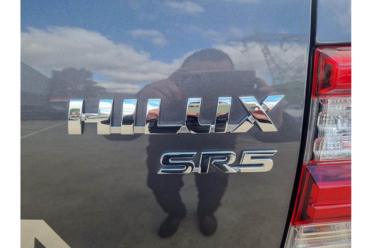 2022 Toyota Hilux SR5 GUN126R 4X4