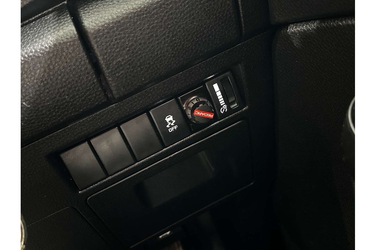 2021 Isuzu D-MAX SX High Ride  Rear Wheel Drive