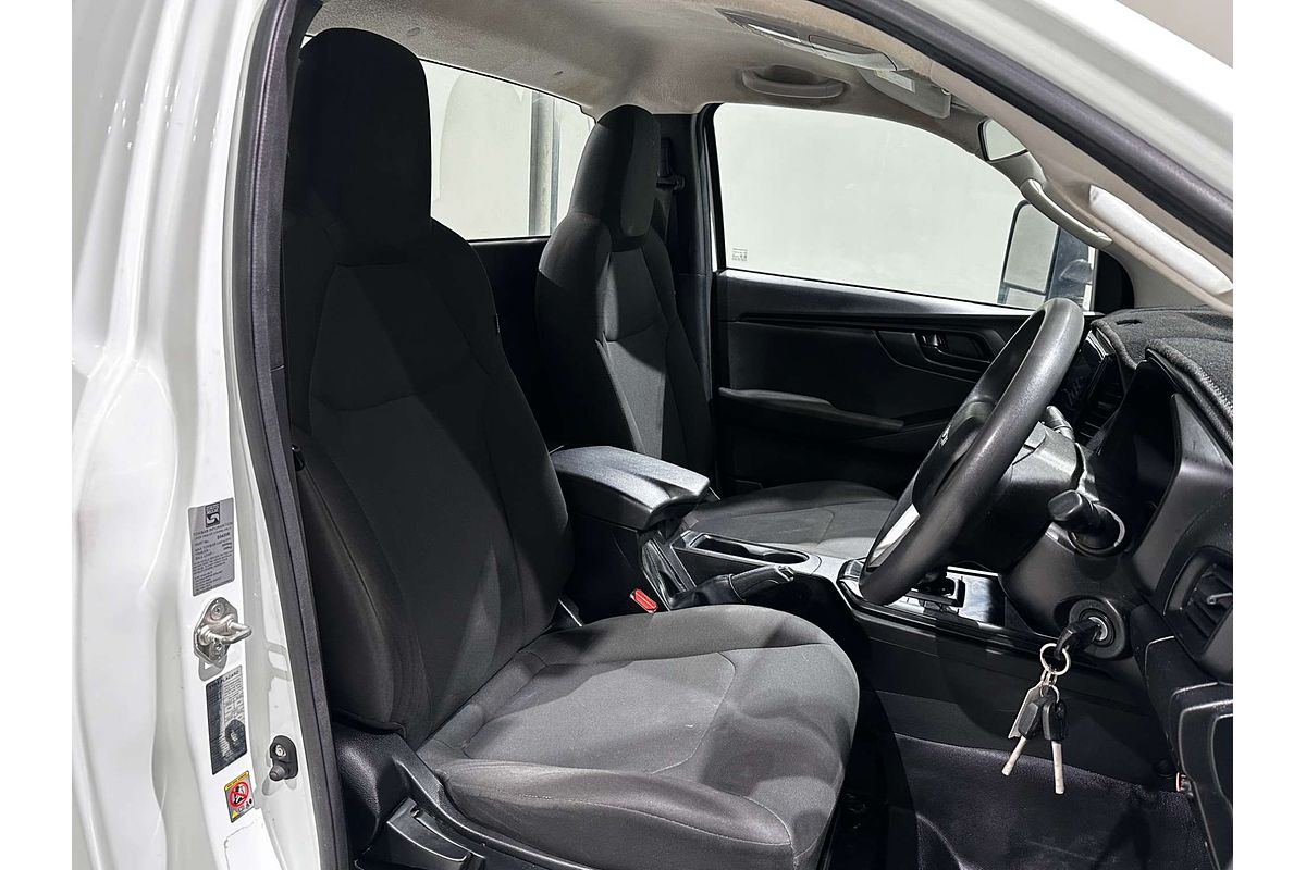 2021 Isuzu D-MAX SX High Ride  Rear Wheel Drive