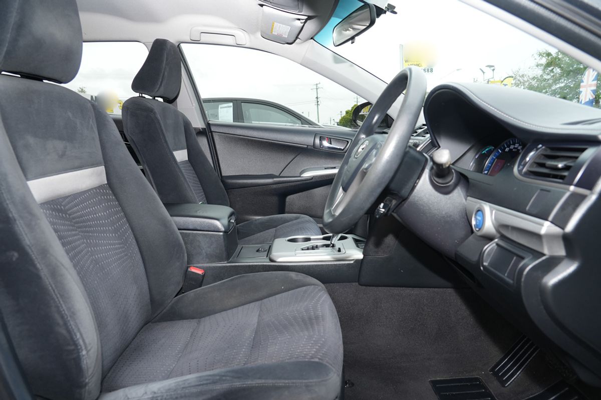 2013 Toyota Camry Hybrid H AVV50R