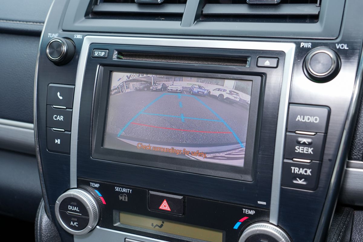 2013 Toyota Camry Hybrid H AVV50R