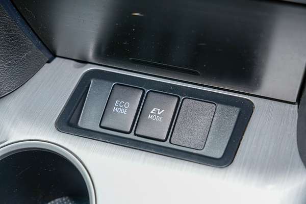 2013 Toyota Camry Hybrid H AVV50R