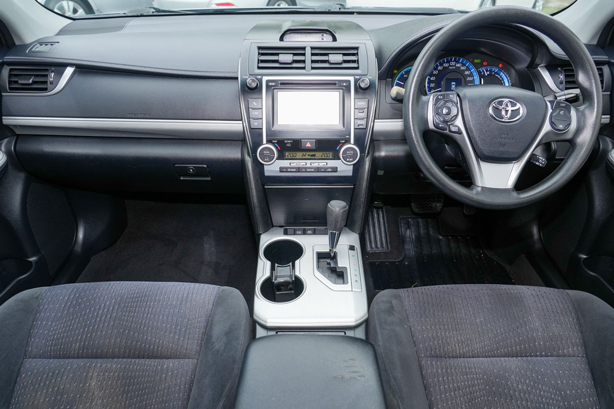 2013 Toyota Camry Hybrid H AVV50R