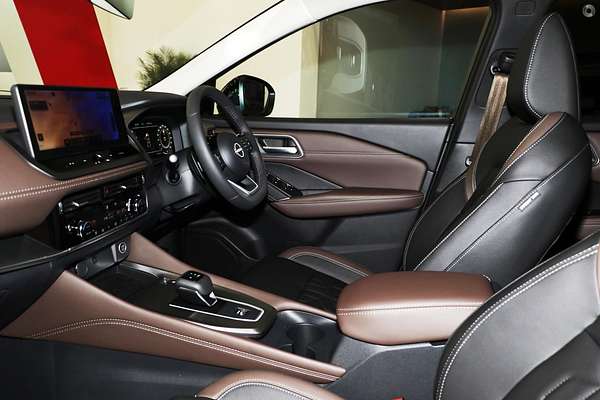2025 Nissan QASHQAI Ti J12