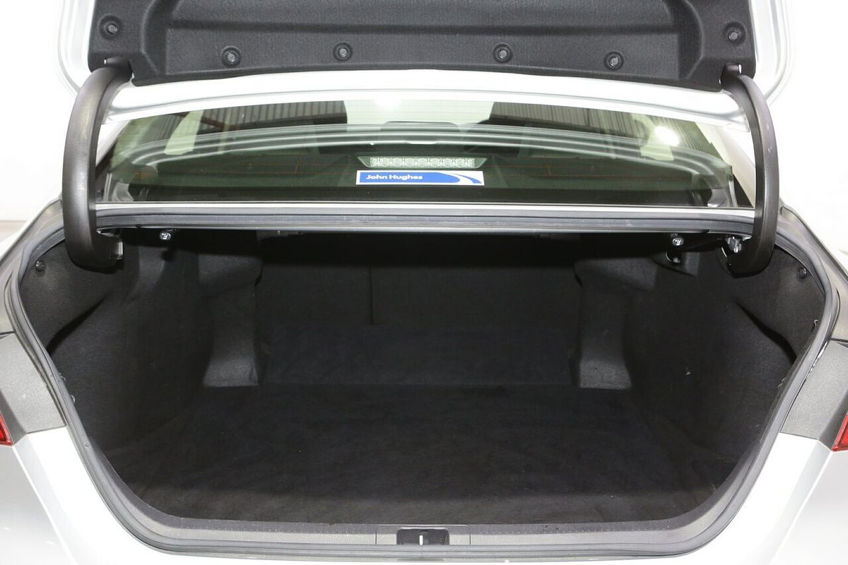 2018 Toyota Camry Ascent AXVH71R