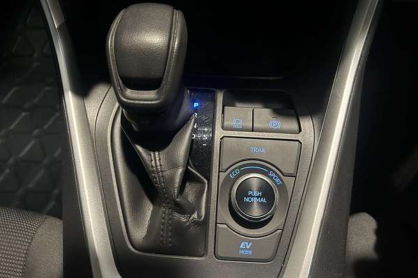 2020 Toyota RAV4 GX AXAH54R