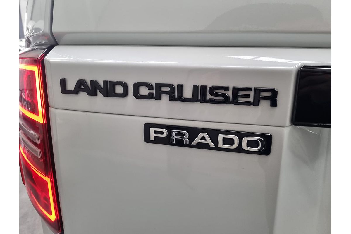 2024 Toyota Landcruiser Prado Kakadu GDJ251R