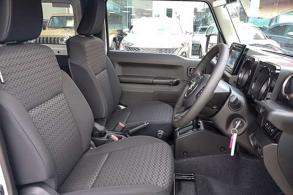 2025 Suzuki Jimny GLX GJ