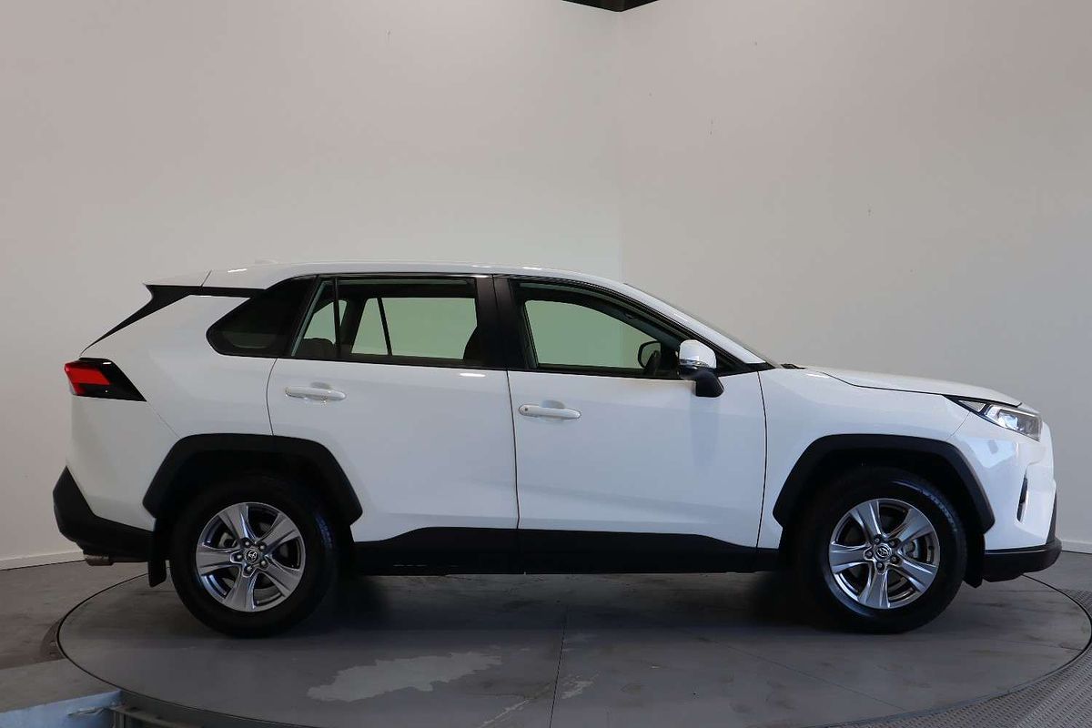 2019 Toyota RAV4 GX MXAA52R