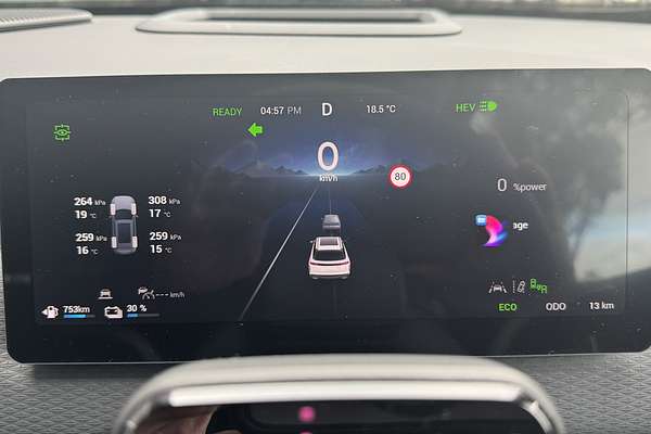 2025 Jaecoo J7 SHS Summit