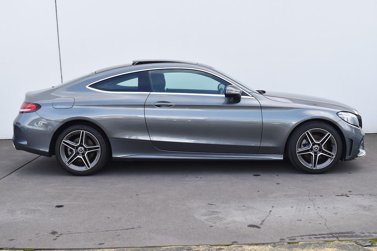 2022 Mercedes-Benz C-Class C200 C205