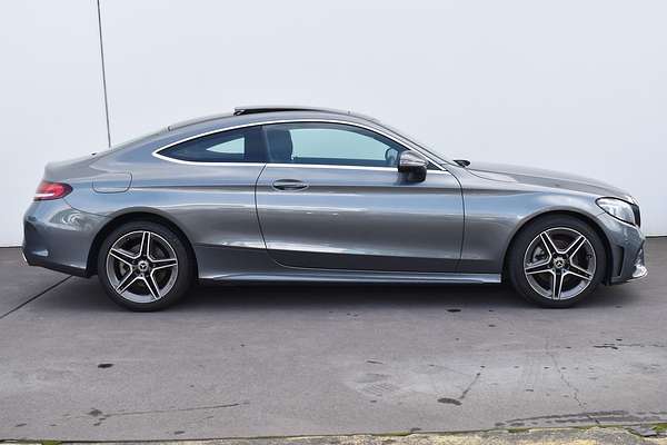 2022 Mercedes-Benz C-Class C200 C205