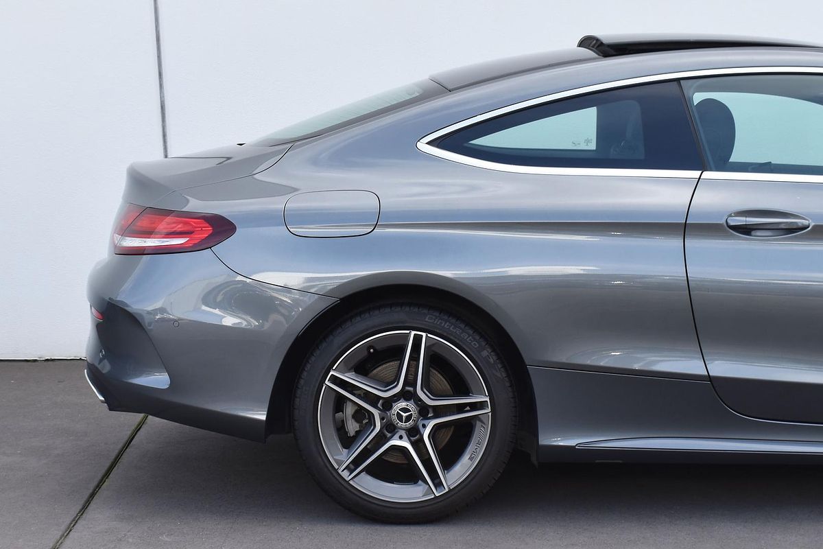 2022 Mercedes-Benz C-Class C200 C205