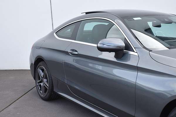 2022 Mercedes-Benz C-Class C200 C205