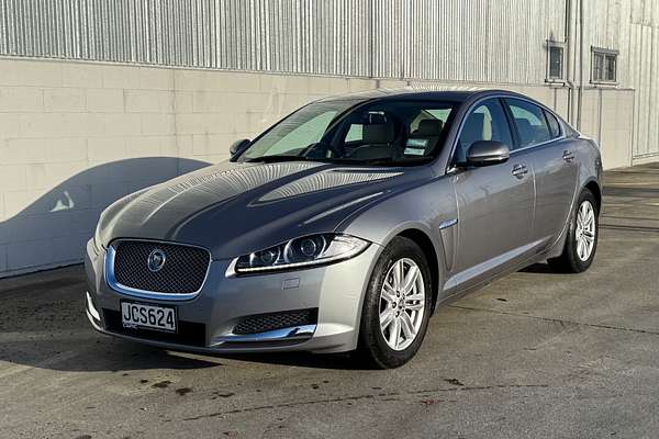 2013 Jaguar XF LUXURY V6 D AUTO