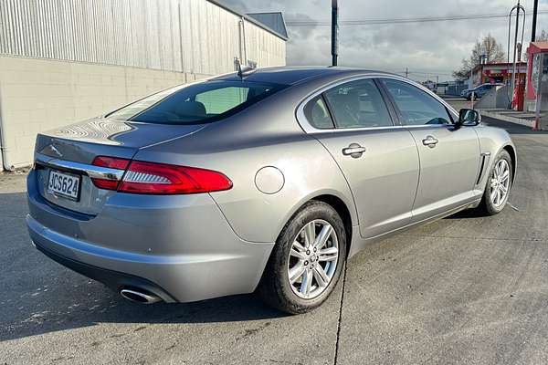 2013 Jaguar XF LUXURY V6 D AUTO