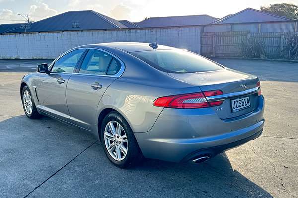 2013 Jaguar XF LUXURY V6 D AUTO