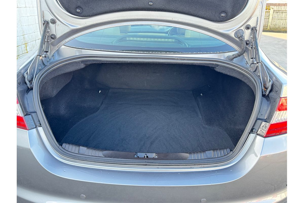 2013 Jaguar XF LUXURY V6 D AUTO