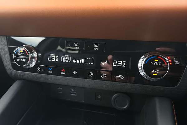 2025 Mitsubishi Outlander PHEV Exceed Tourer ZM