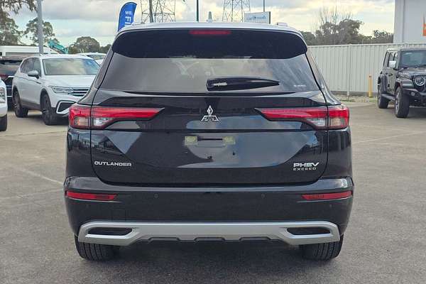 2025 Mitsubishi Outlander PHEV Exceed Tourer ZM