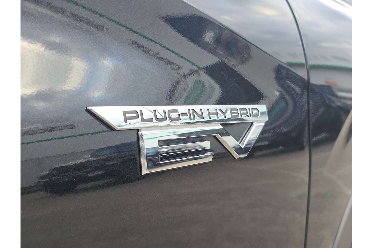 2025 Mitsubishi Outlander PHEV Exceed Tourer ZM