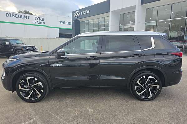 2025 Mitsubishi Outlander PHEV Exceed Tourer ZM