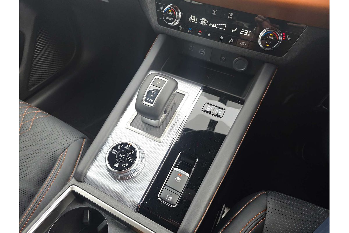 2025 Mitsubishi Outlander PHEV Exceed Tourer ZM