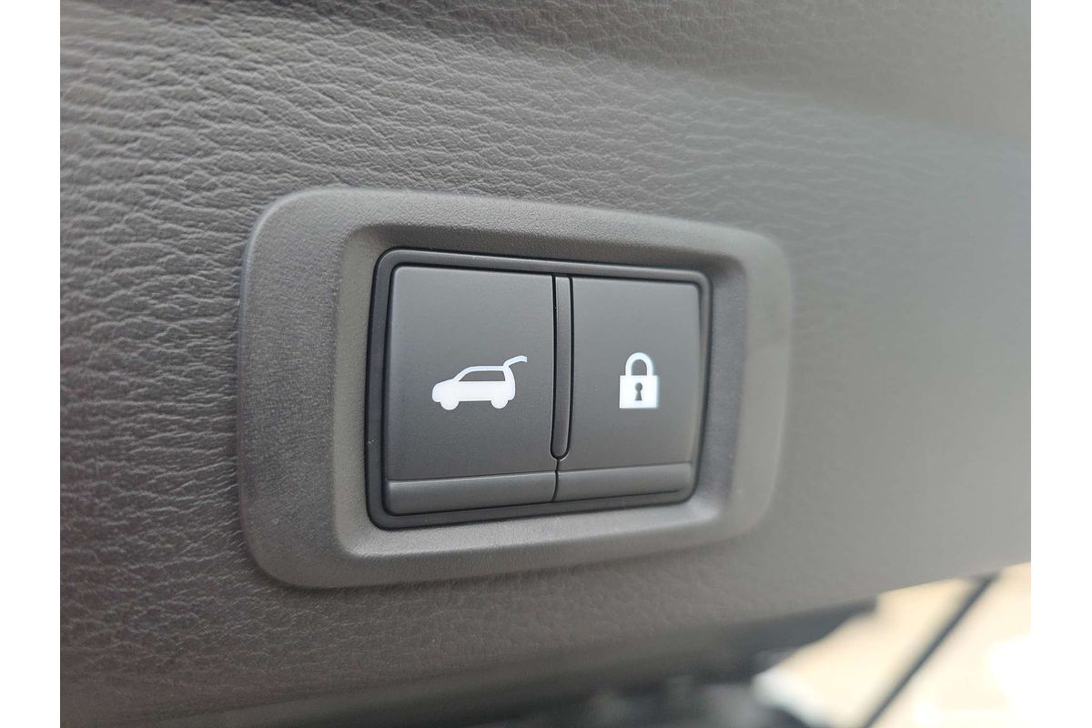 2025 Mitsubishi Outlander PHEV Exceed Tourer ZM