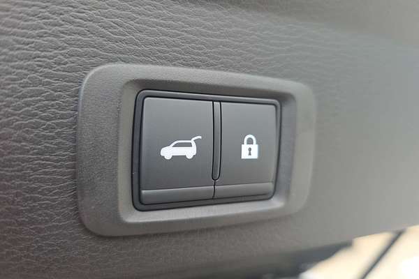 2025 Mitsubishi Outlander PHEV Exceed Tourer ZM