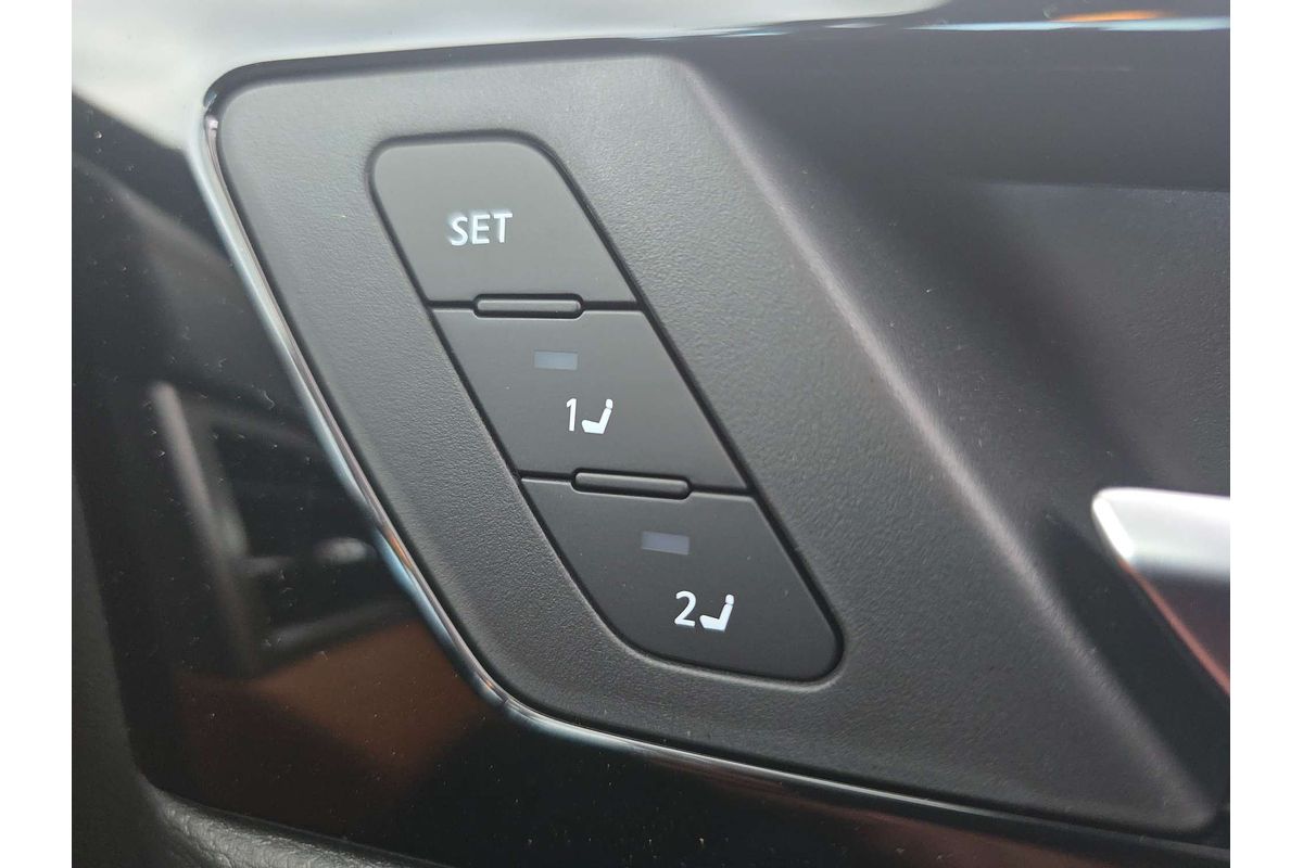 2025 Mitsubishi Outlander PHEV Exceed Tourer ZM