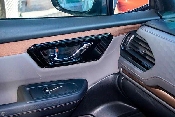 2025 Subaru Forester Hybrid Sport S6