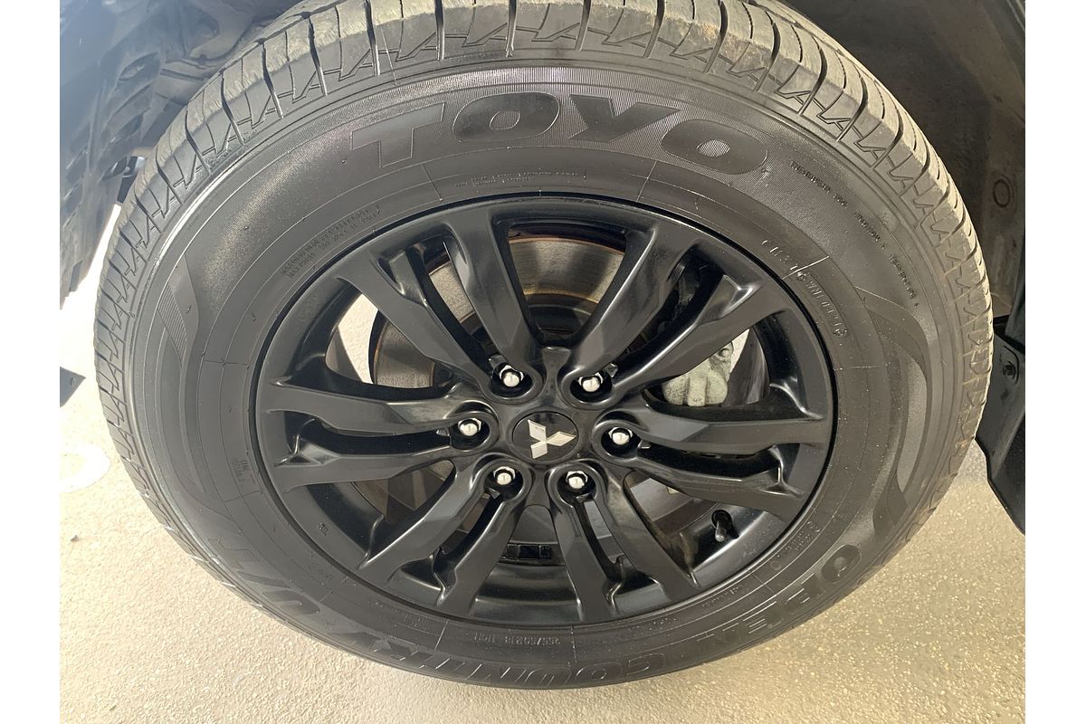 2019 Mitsubishi Pajero GLS Leather Option NX