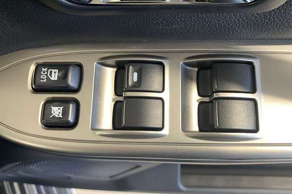 2019 Mitsubishi Pajero GLS Leather Option NX