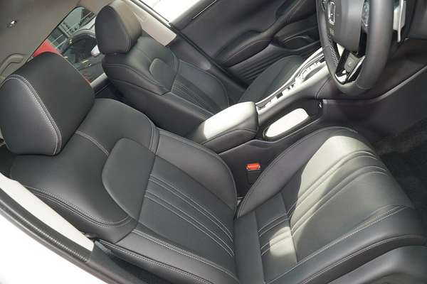 2024 Honda ZR-V e:HEV LX RZ