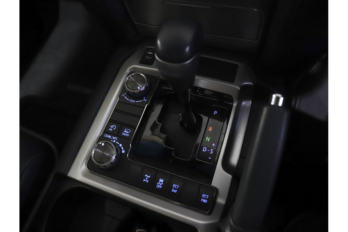 2019 Toyota Landcruiser VX VDJ200R