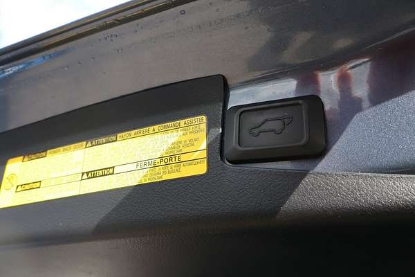 2012 Toyota Kluger Grande GSU40R